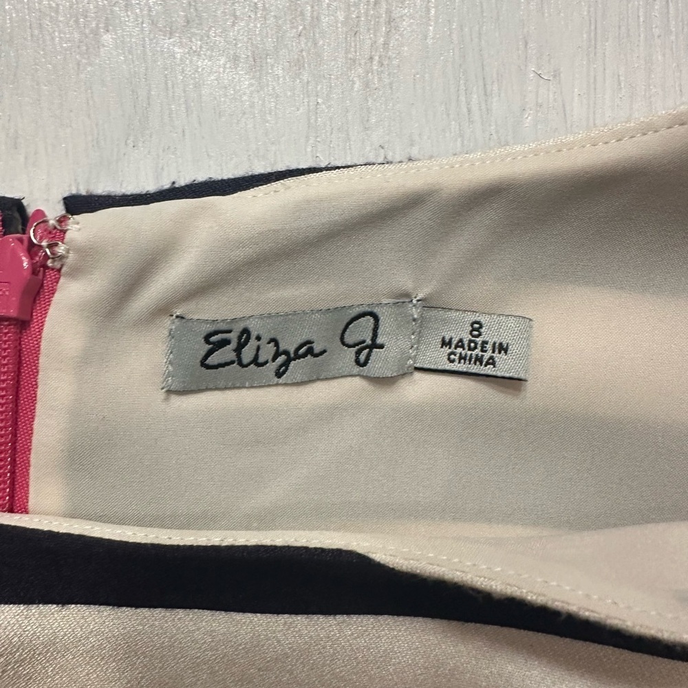 Eliza J Dress Size 8 Fit & Flare Pink Skirt Striped Top Sleeveless A-Line Party - Picture 7 of 11